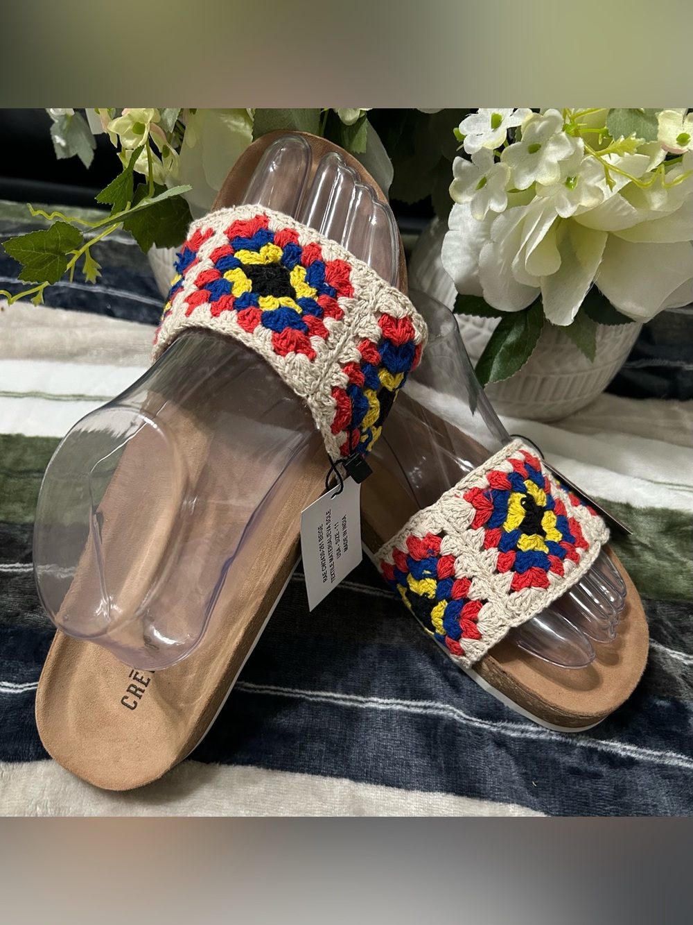 NWT Crevo Crochet Granny Square Slides Cream,Red,Blue,Yellow, Size 11